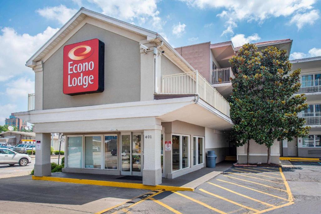 Econo Lodge Downtown Louisville Main image 1